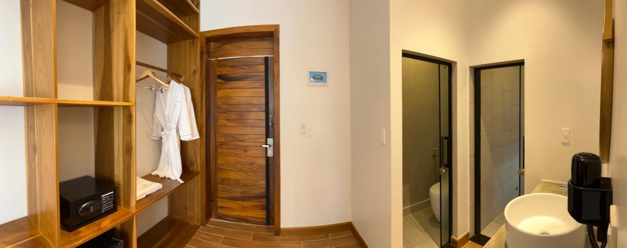 The R&B Boutique Hotel Kampot Bagian luar foto
