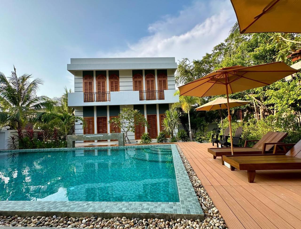 The R&B Boutique Hotel Kampot Bagian luar foto