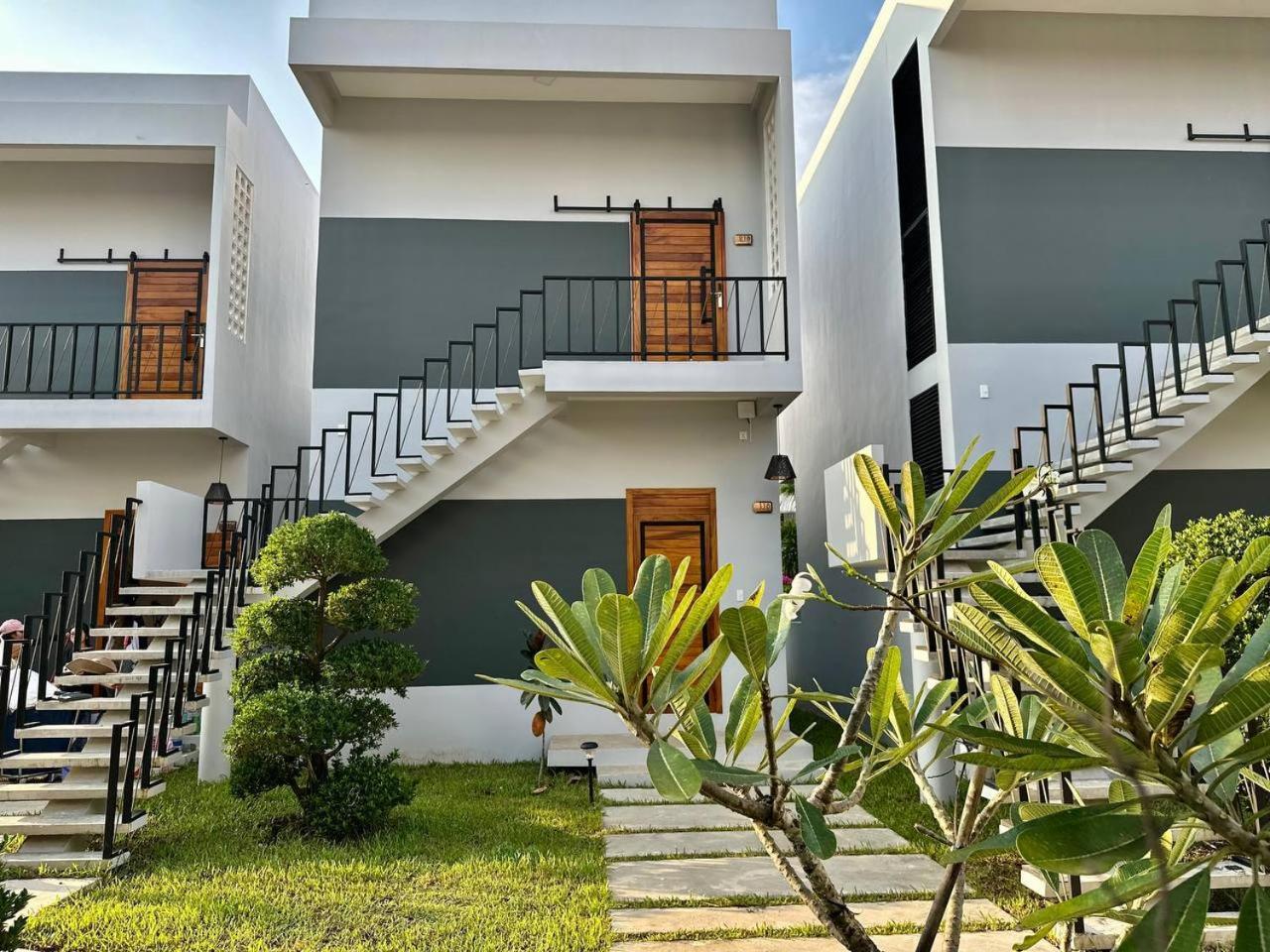 The R&B Boutique Hotel Kampot Bagian luar foto