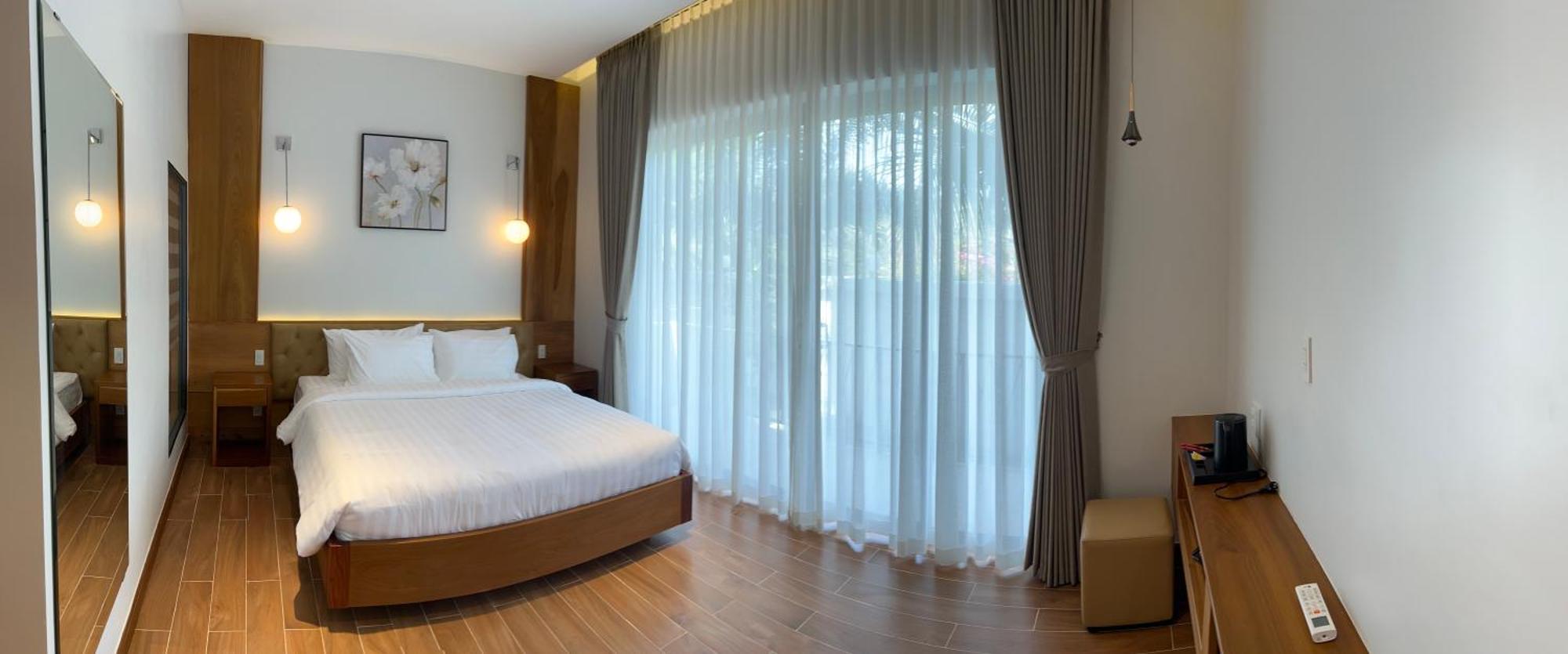 The R&B Boutique Hotel Kampot Bagian luar foto