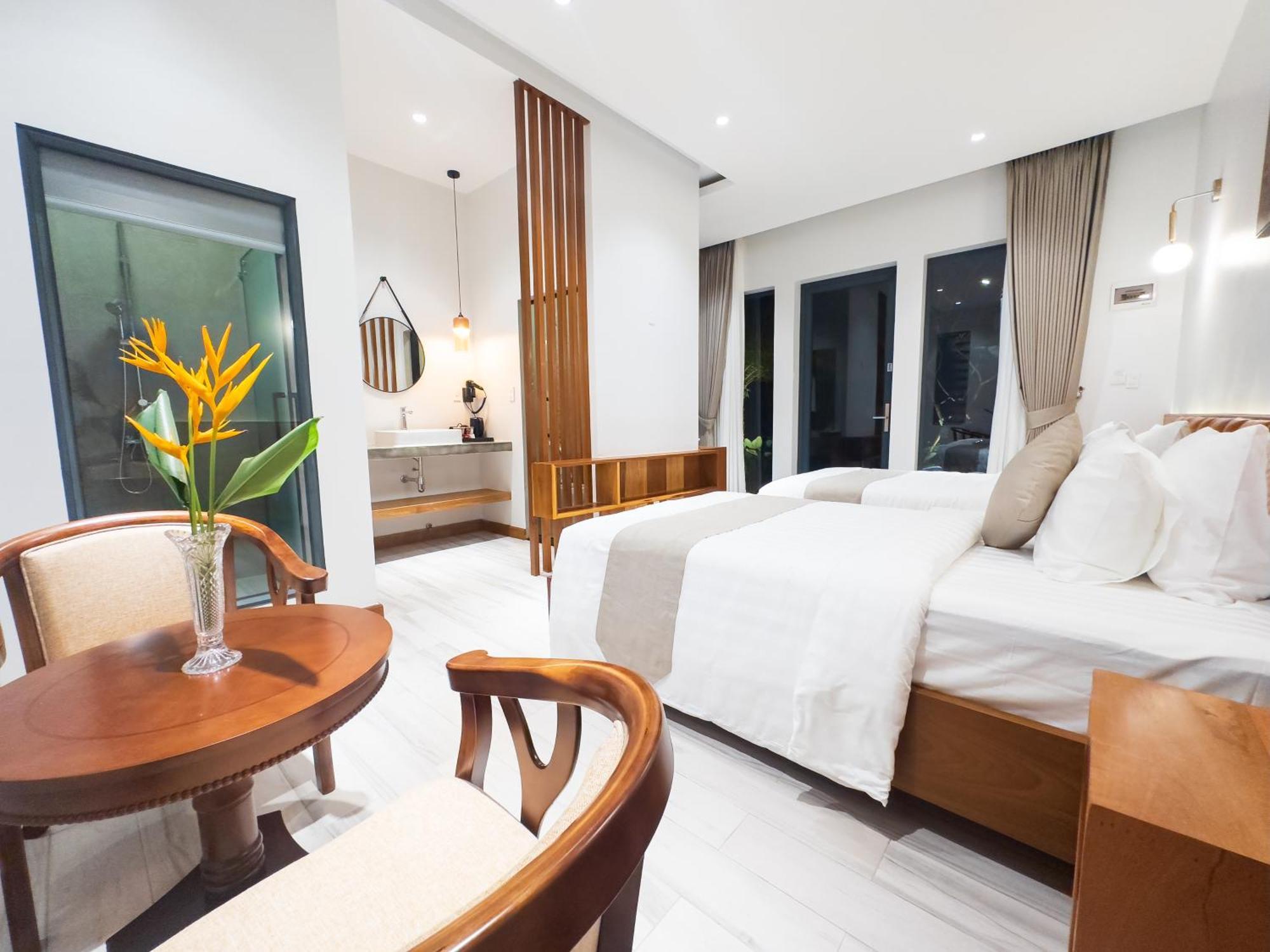 The R&B Boutique Hotel Kampot Bagian luar foto